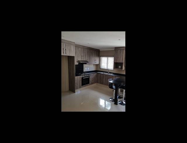 3 BEDROOM FLAT TO LET IN HILLARY